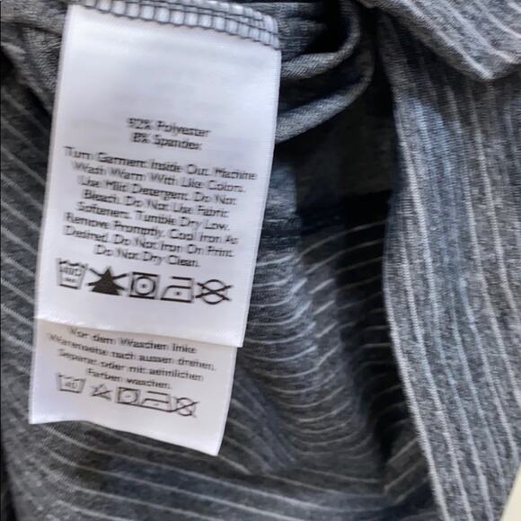 Eddie Bauer XL gray razor back activewear top - Picture 7 of 7